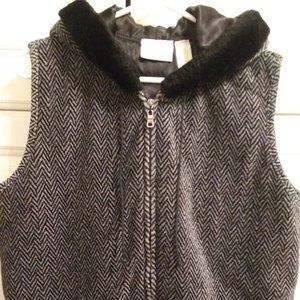 Outerwear Vest with Trimmed Hood - Liz Claiborne Sport Line - Size L